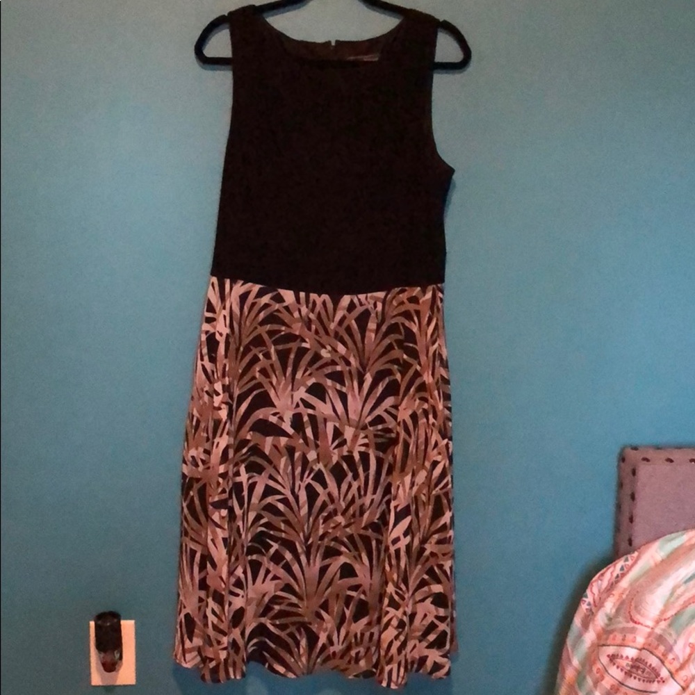 Jessica Howard size 16 Very flattering. 5 for $25